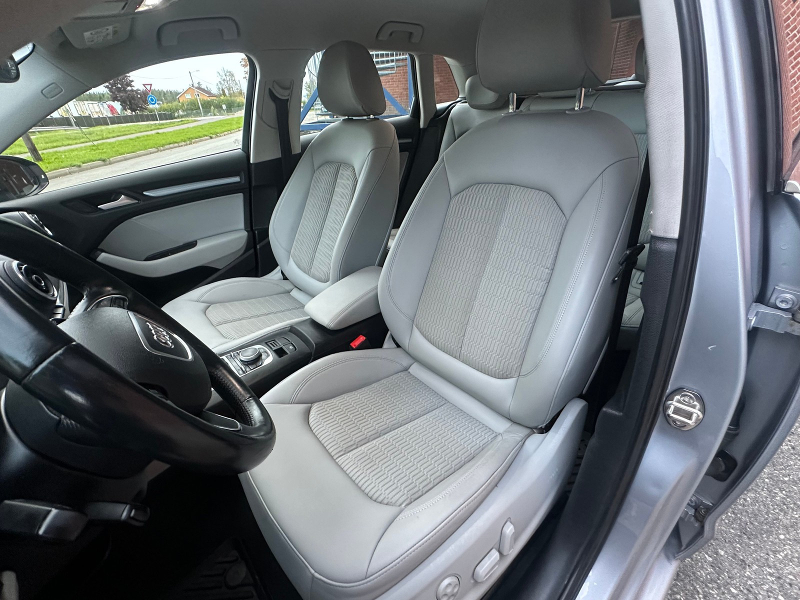 AUDI A3 III SPORTBACK 1.4 TFSI 125 AMBITION LUXE