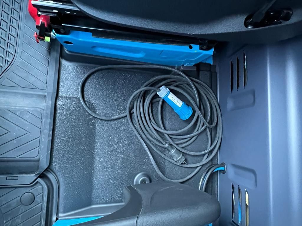 MERCEDES SPRINTER 317 CDI L2H2