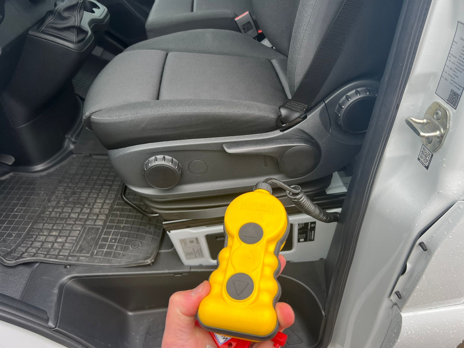 SPRINTER 519 CDI 5,5T HIAB*LED AHK3,5T