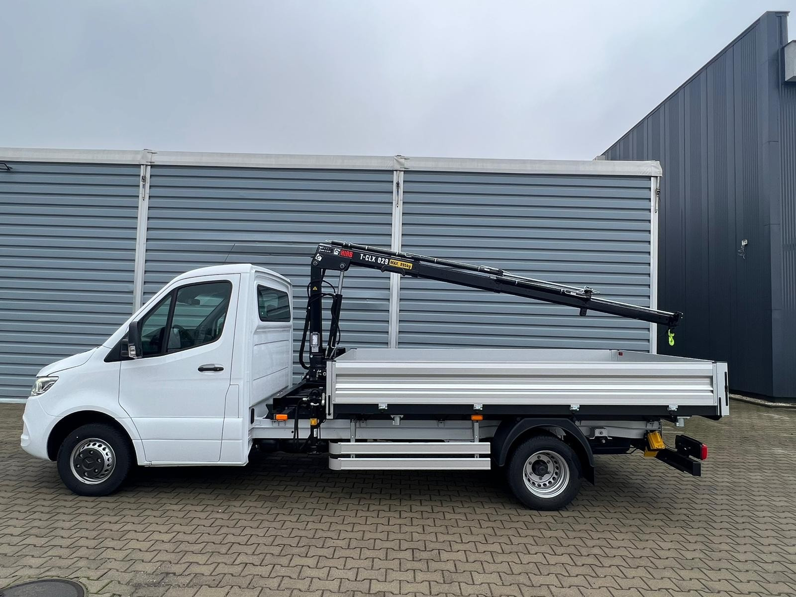 SPRINTER 519 CDI 5,5T HIAB*LED AHK3,5T