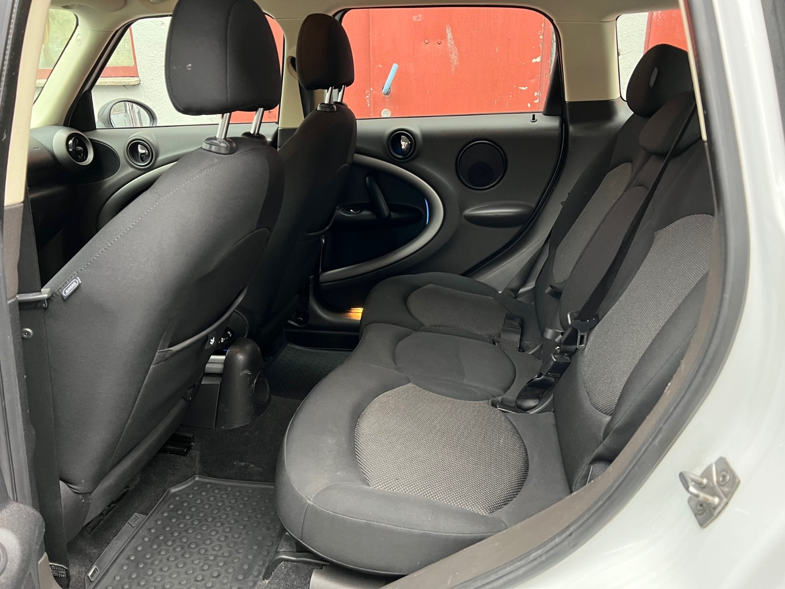 COUNTRYMAN 1.6 90 ONE D