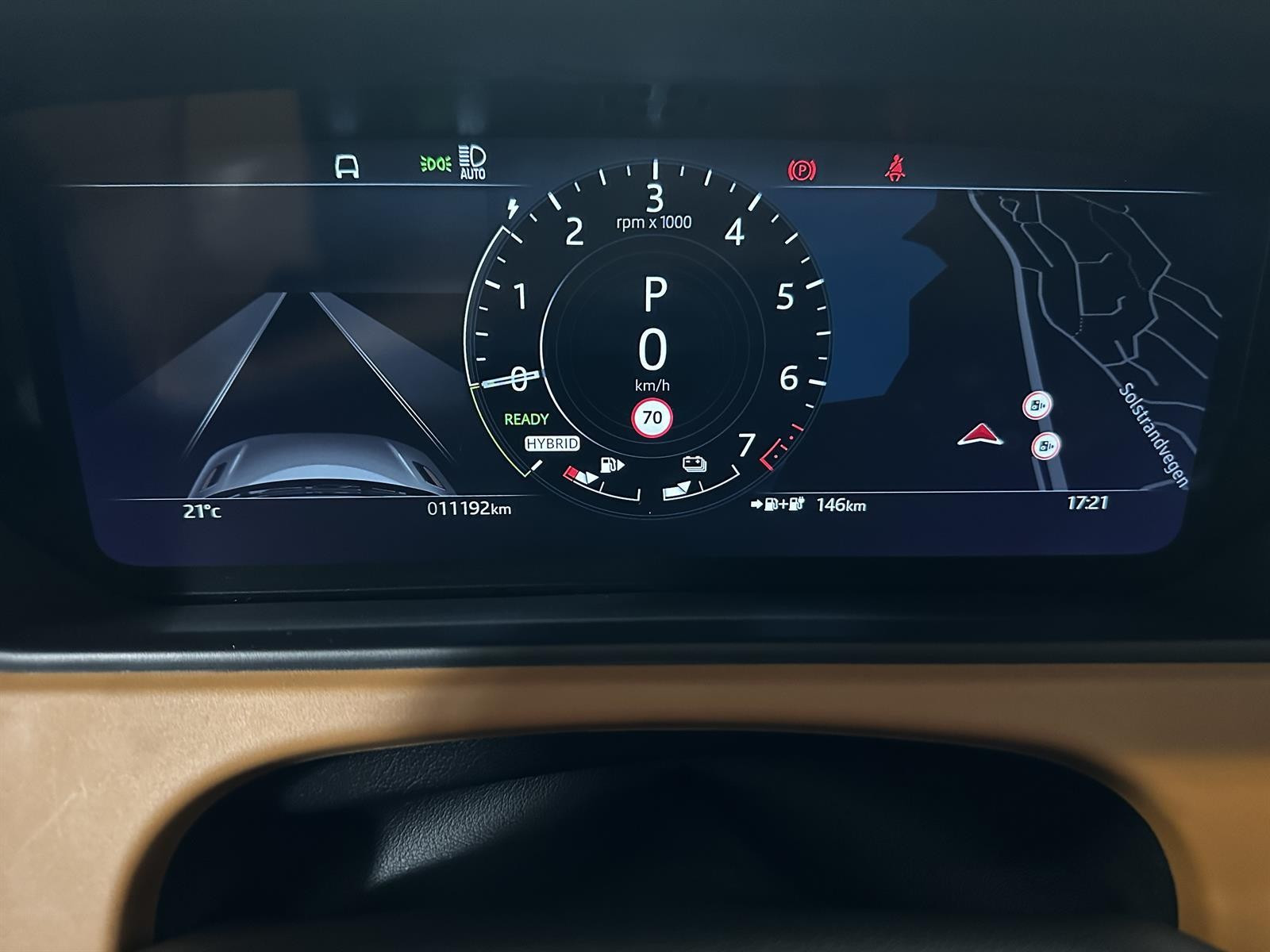 RANGE ROVER VELAR 2.0 P400E 404 R-DYNAMIC HSE