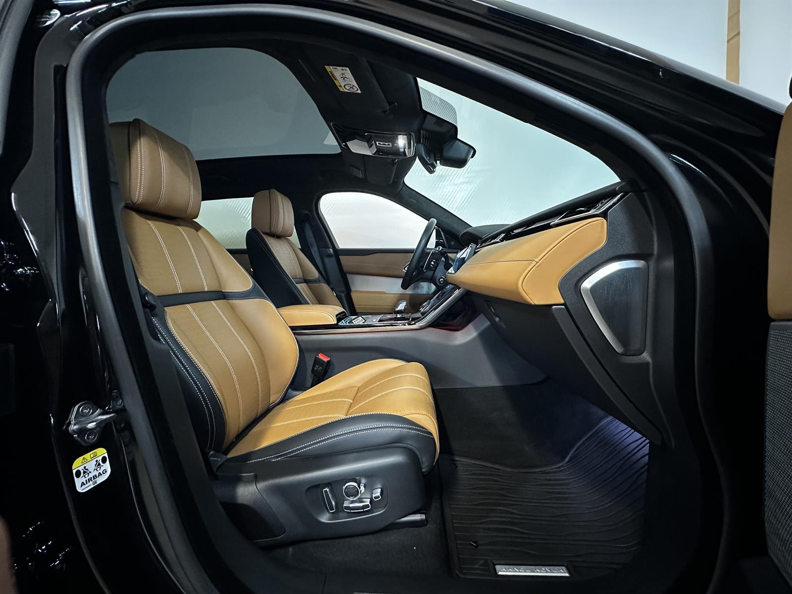 RANGE ROVER VELAR 2.0 P400E 404 R-DYNAMIC HSE