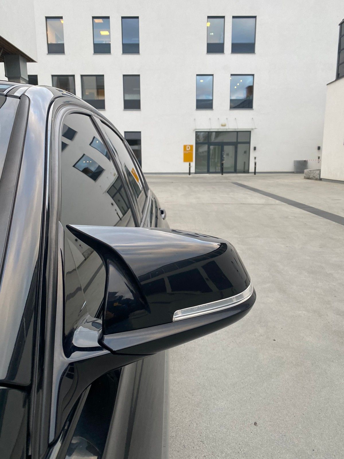 SERIE 3 330e F30 iPerformance eDrive aut M sport