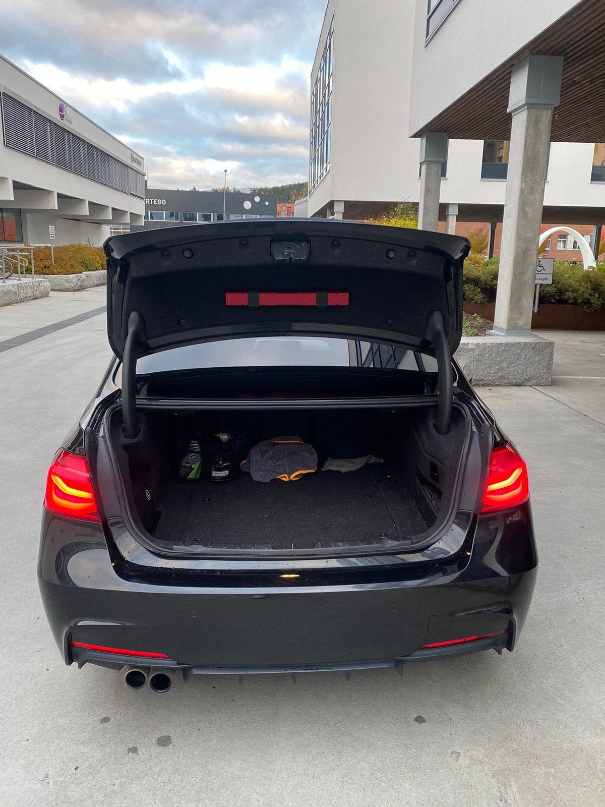 SERIE 3 330e F30 iPerformance eDrive aut M sport