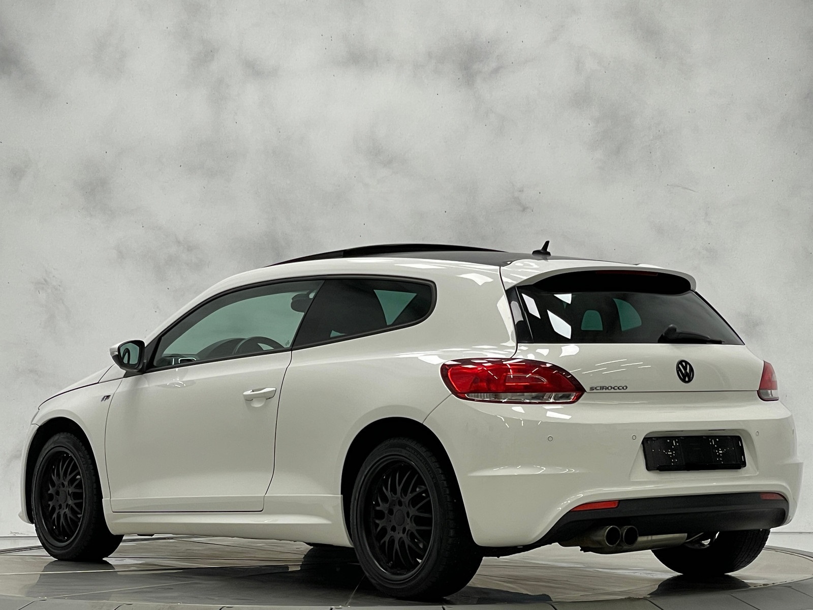 2.0 TDI 150 R-LINE DSG R-LINE SPORT