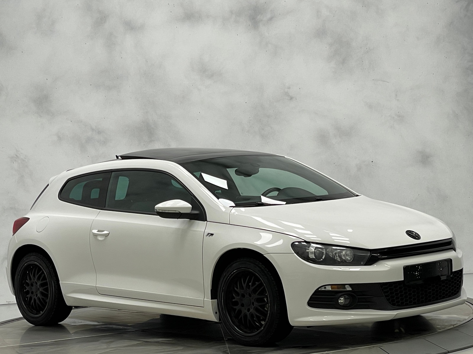 2.0 TDI 150 R-LINE DSG R-LINE SPORT