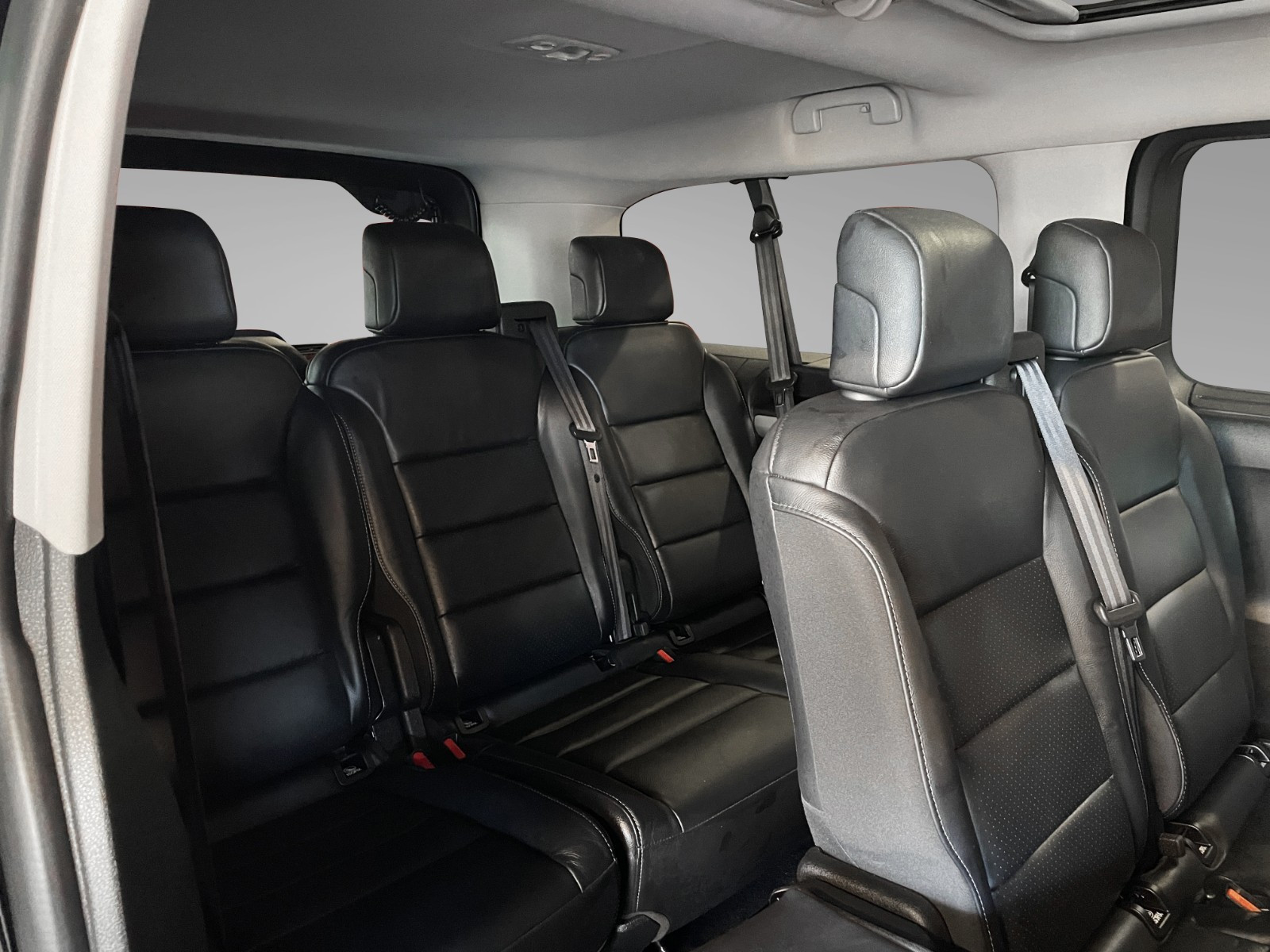 ZAFIRA-e Life L2 300 75 kWh BUSINESS ELEGANCE