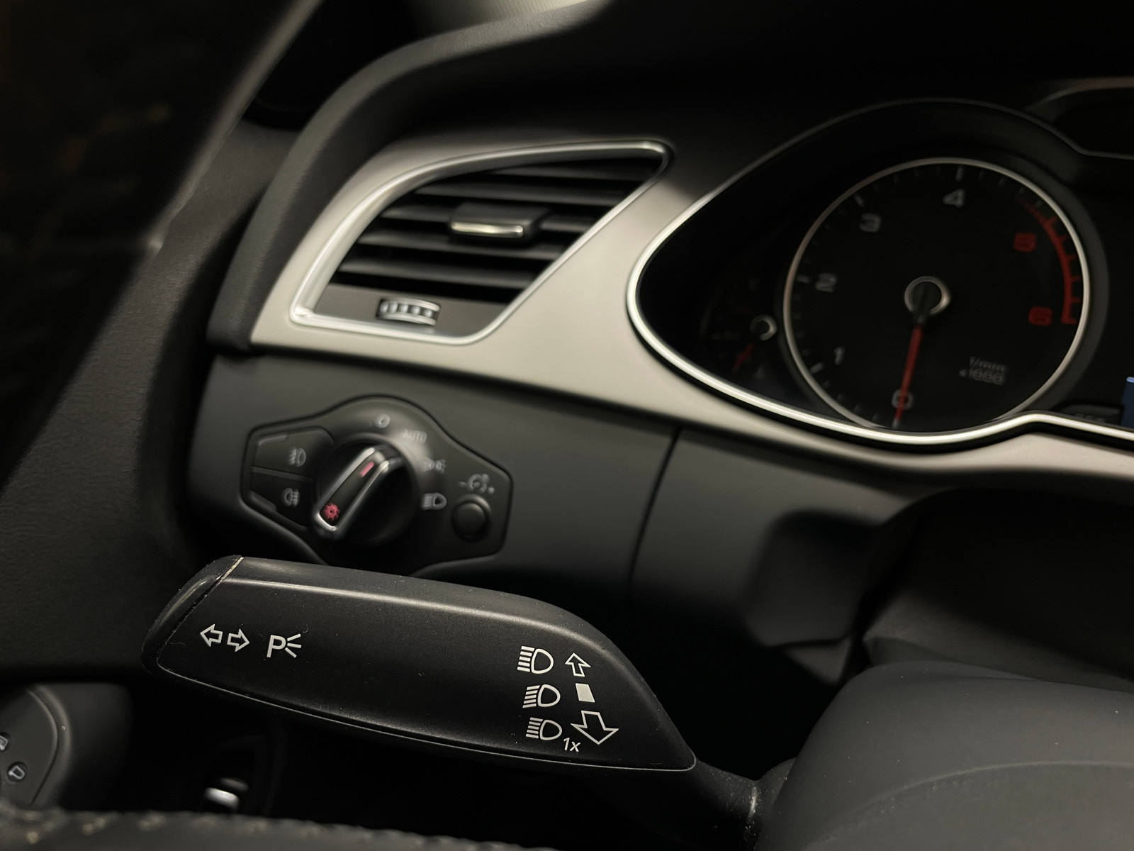  A4 IV (2) AVANT 2.0 TDI 177 AMBITION LUXE QUATTRO S-TRONIC