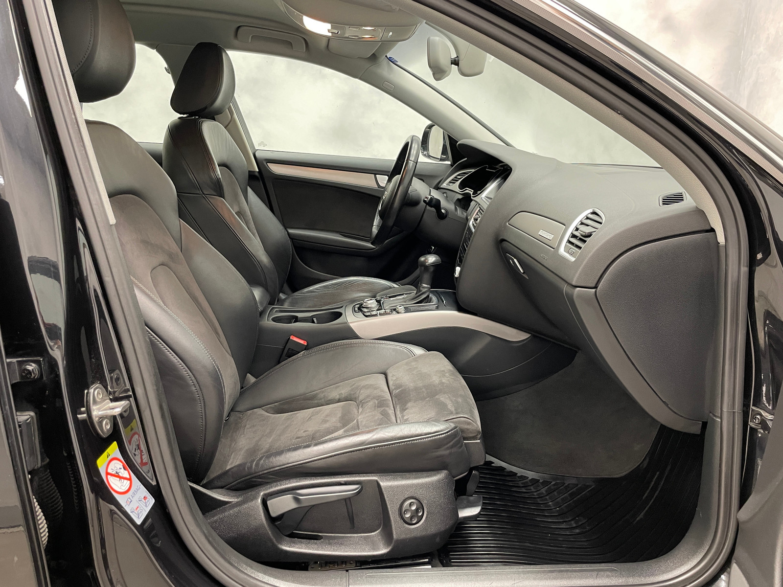  A4 IV (2) AVANT 2.0 TDI 177 AMBITION LUXE QUATTRO S-TRONIC