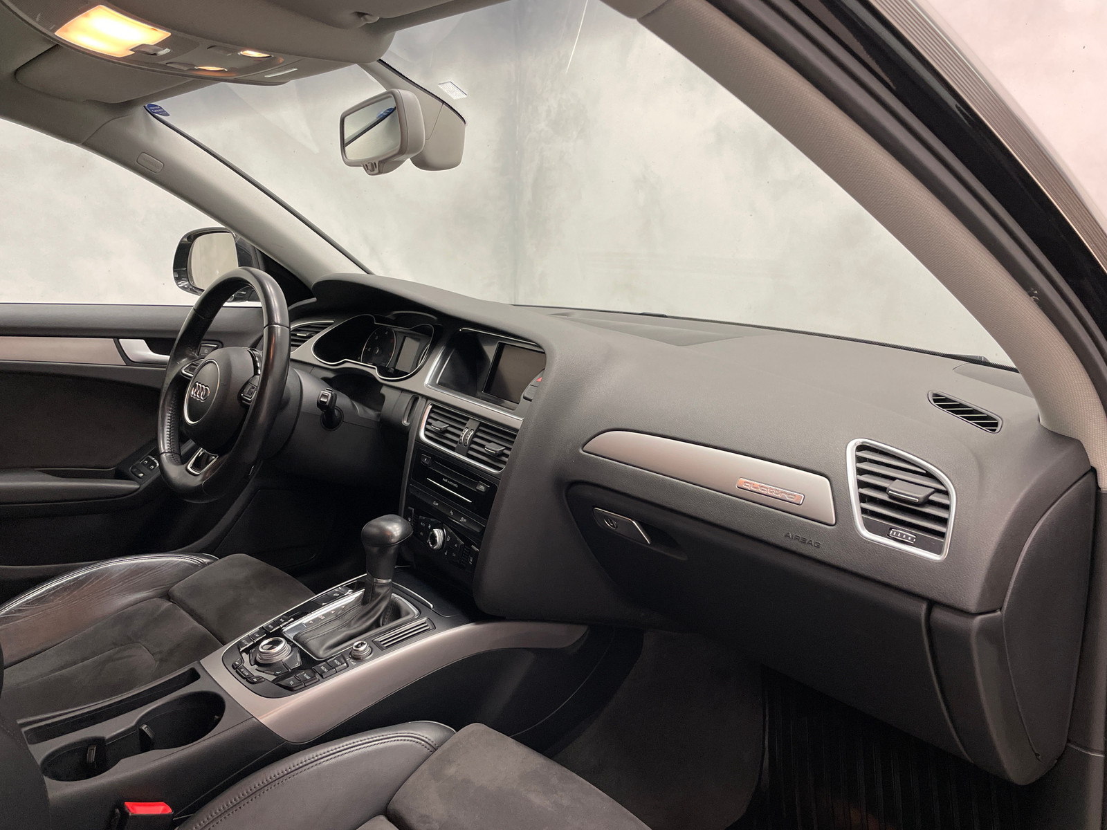  A4 IV (2) AVANT 2.0 TDI 177 AMBITION LUXE QUATTRO S-TRONIC