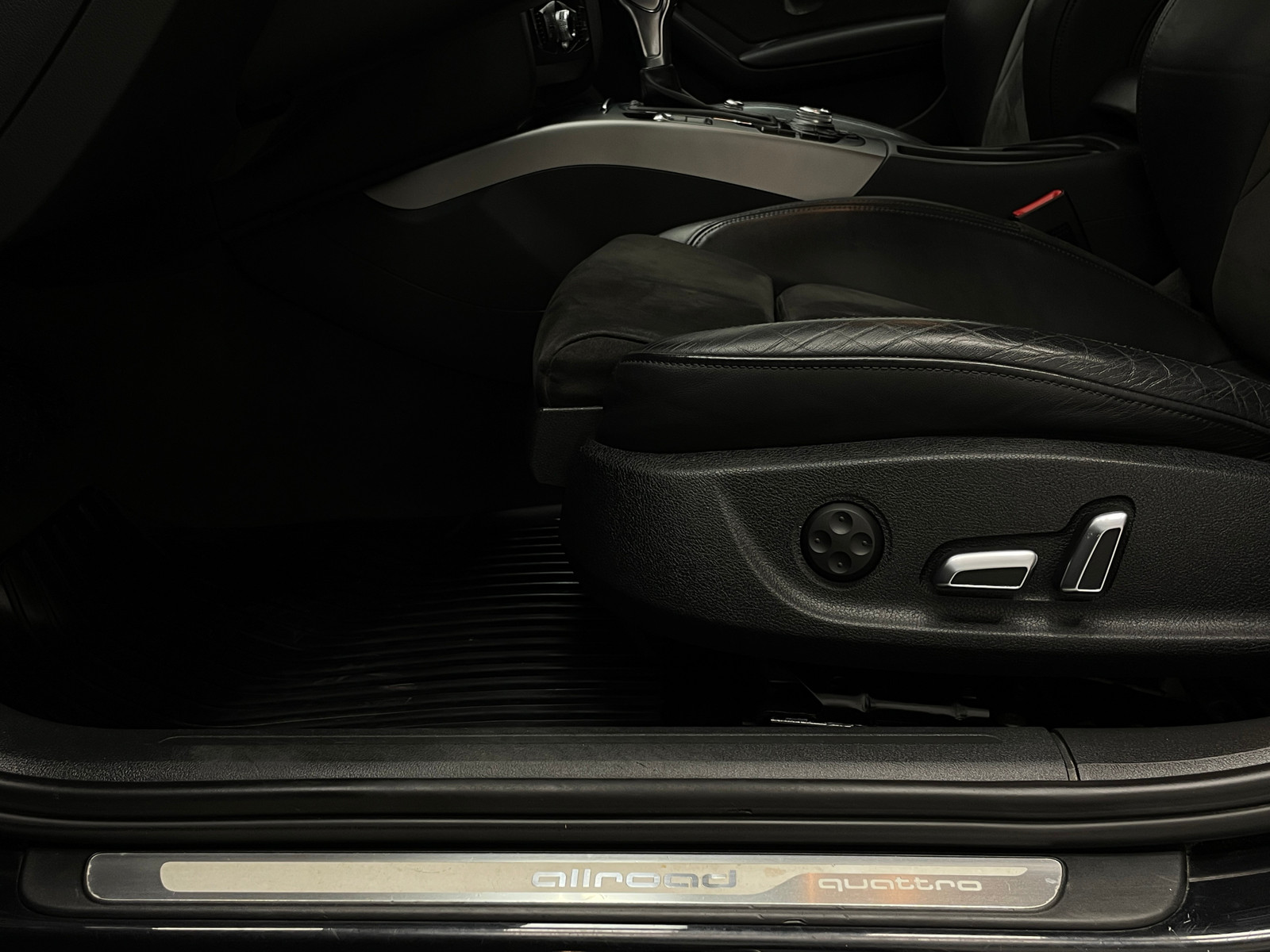  A4 IV (2) AVANT 2.0 TDI 177 AMBITION LUXE QUATTRO S-TRONIC