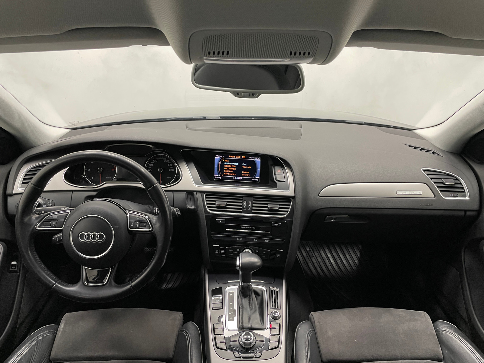  A4 IV (2) AVANT 2.0 TDI 177 AMBITION LUXE QUATTRO S-TRONIC