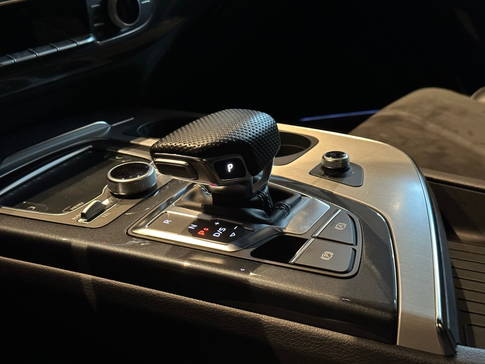 : Q7 (2) 3.0 TDI QUATTRO