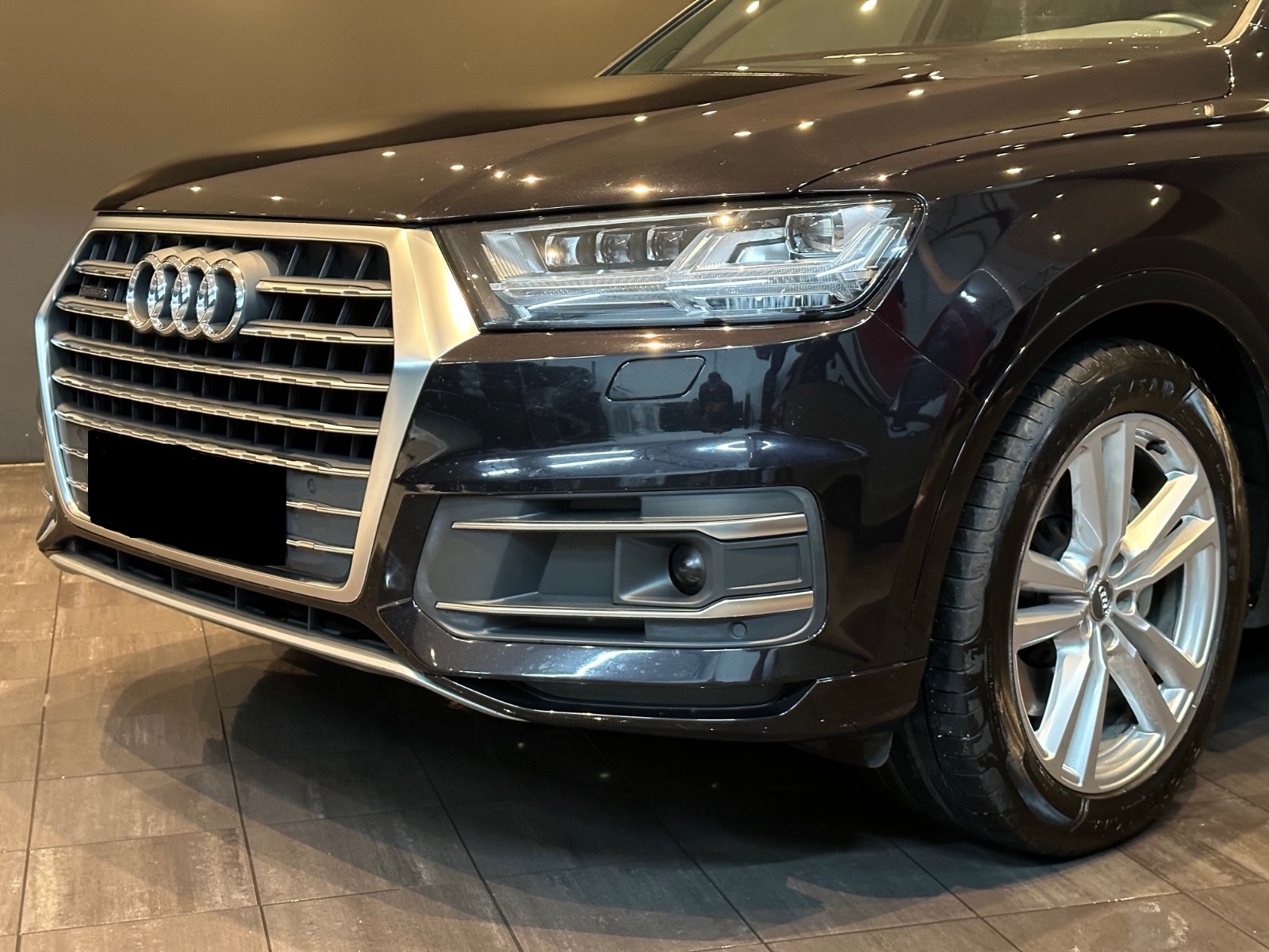 : Q7 (2) 3.0 TDI QUATTRO