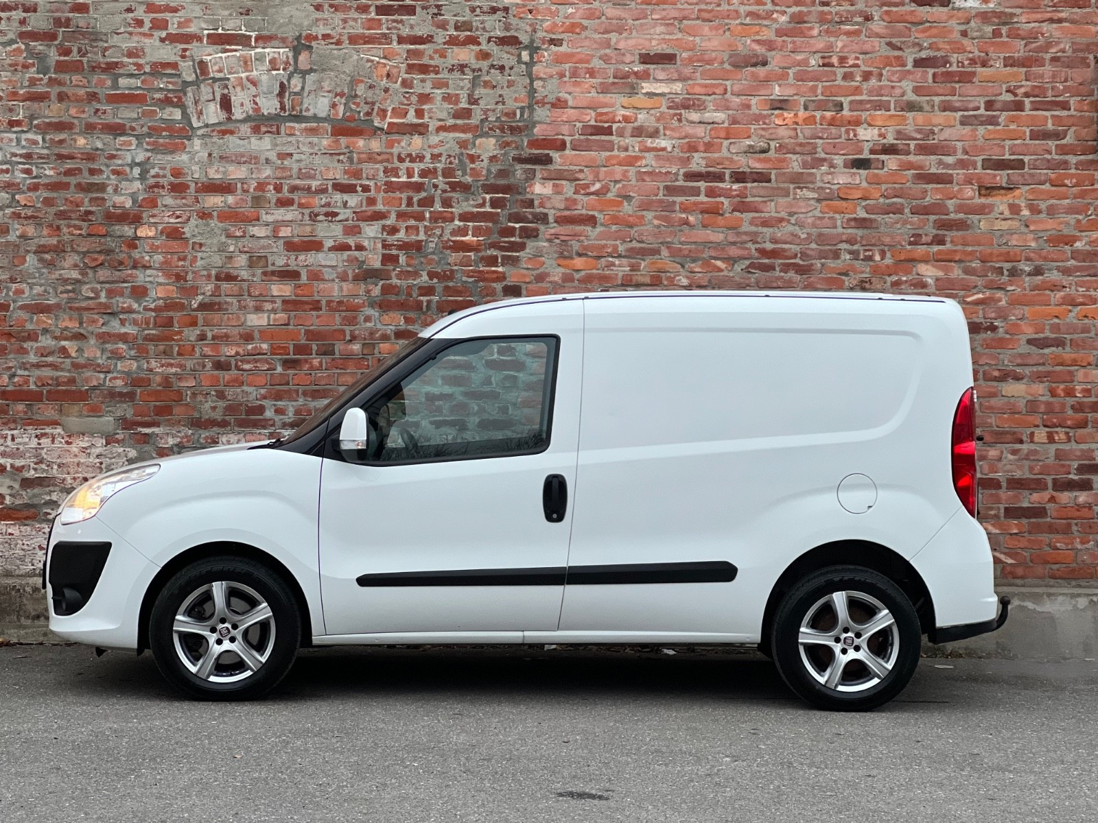 II 1.3 MULTIJET 90 DPF LOUNGE