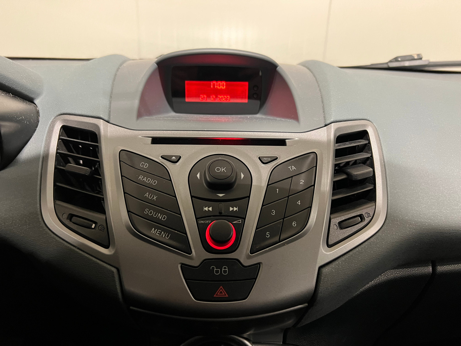 FORD FIESTA V 1.2 82 TREND PACK