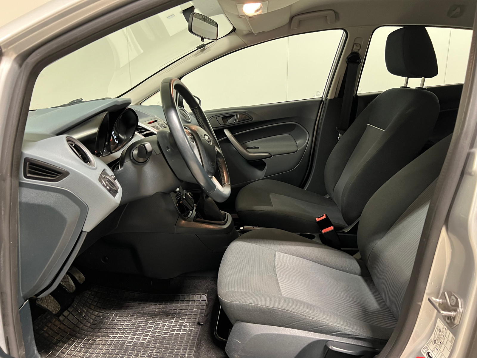 FORD FIESTA V 1.2 82 TREND PACK