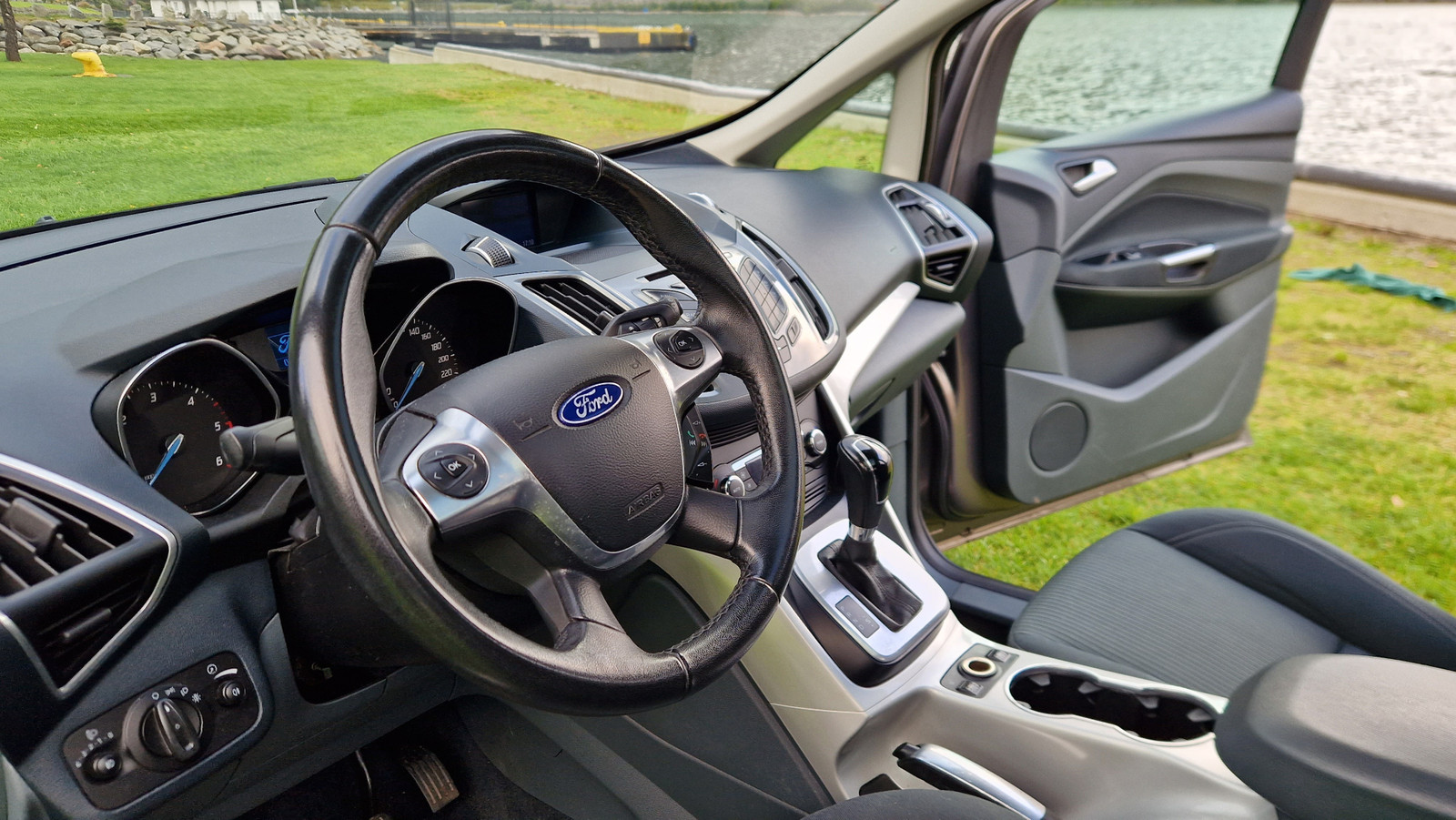 FORD GRAND C-MAX II 2.0 TDCI 140 TITANIUM 7PLACES