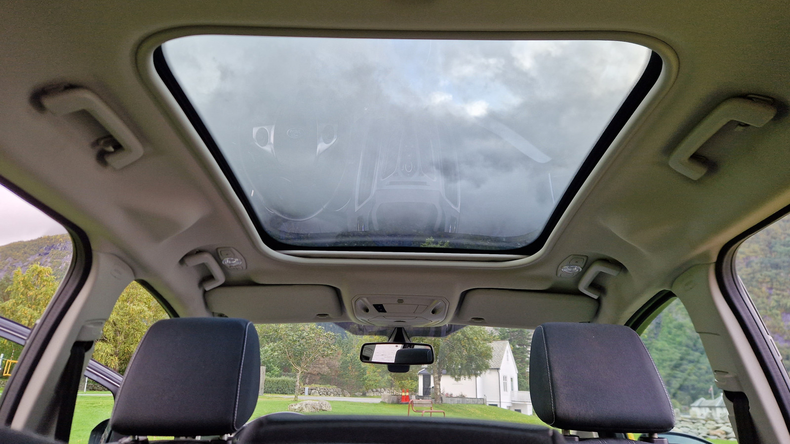 FORD GRAND C-MAX II 2.0 TDCI 140 TITANIUM 7PLACES