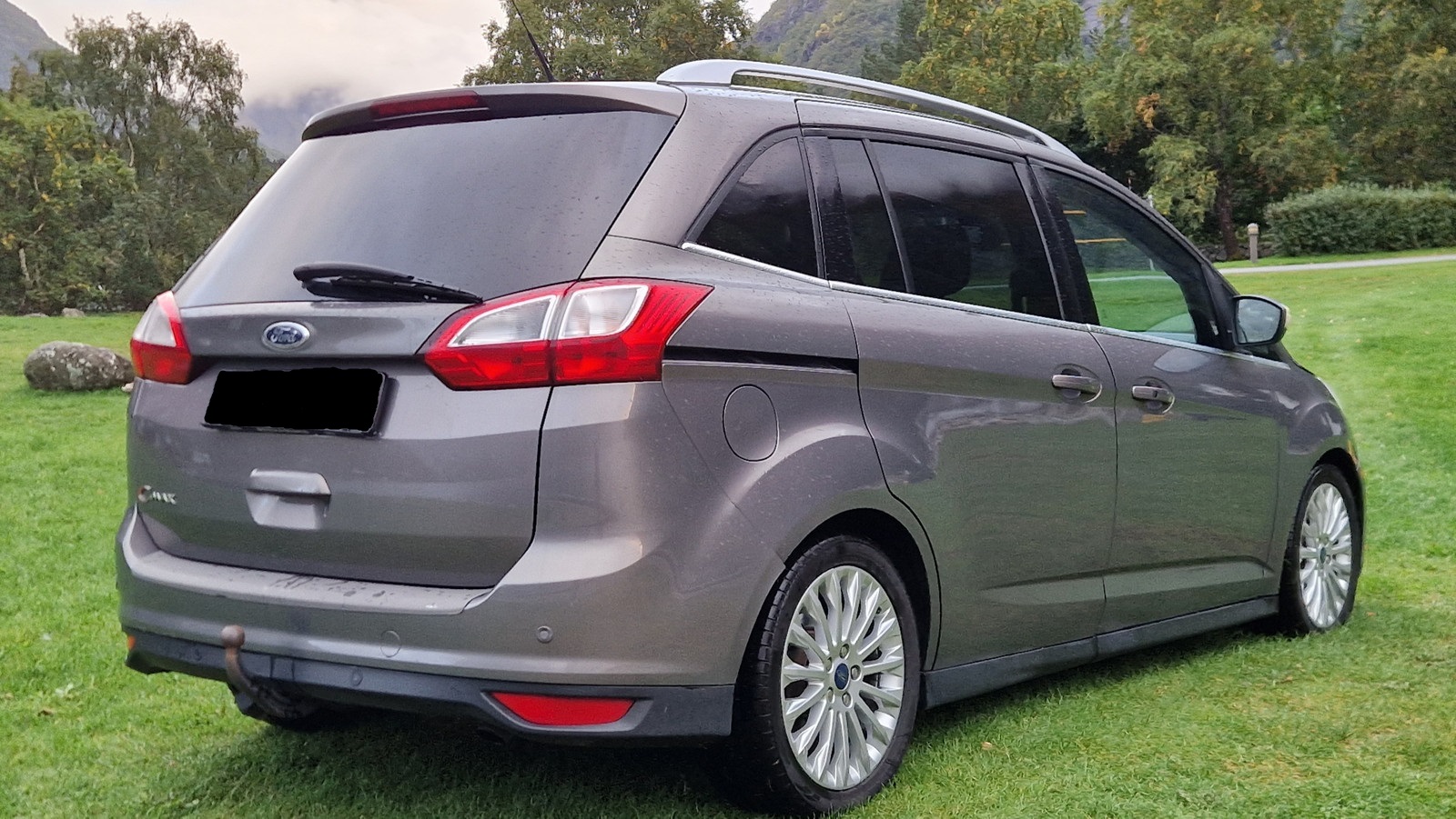 FORD GRAND C-MAX II 2.0 TDCI 140 TITANIUM 7PLACES