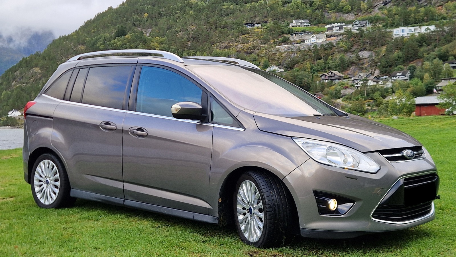 FORD GRAND C-MAX II 2.0 TDCI 140 TITANIUM 7PLACES