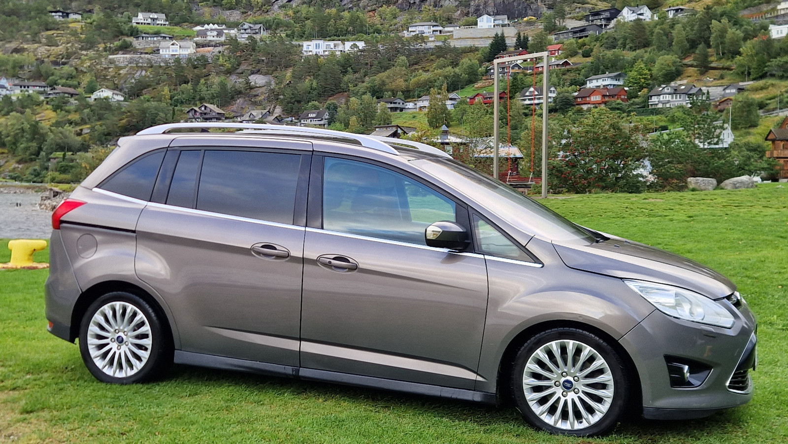 FORD GRAND C-MAX II 2.0 TDCI 140 TITANIUM 7PLACES