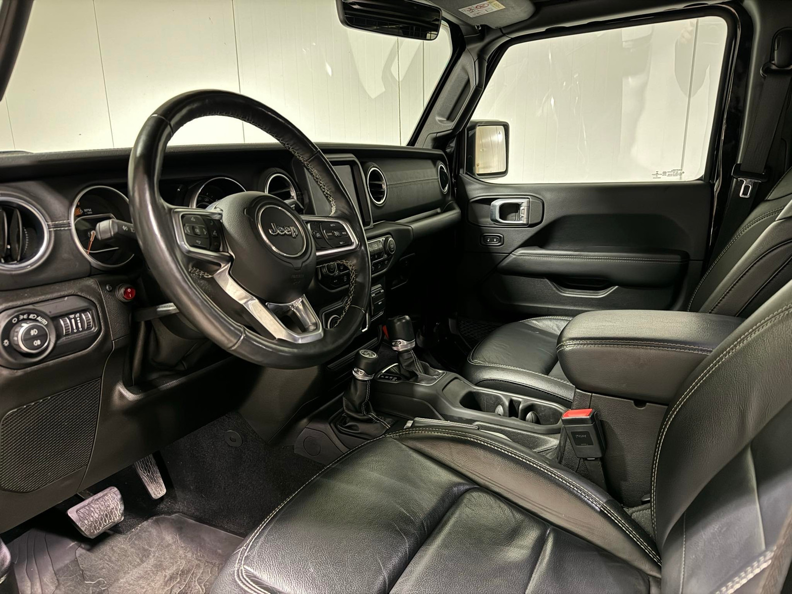 JEEP WRANGLER IV 2.2D 200HK 4WD SAHARA