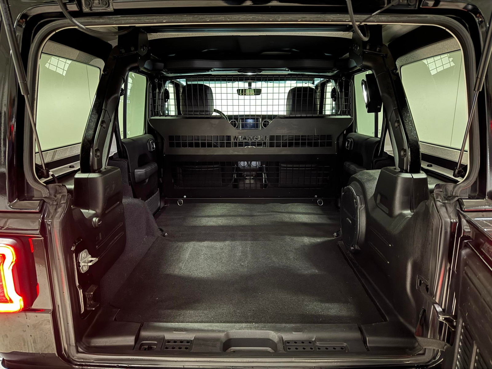 JEEP WRANGLER IV 2.2D 200HK 4WD SAHARA