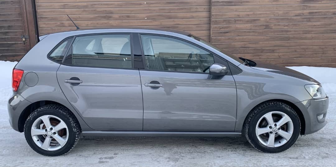 VOLKSWAGEN POLO V 1.2 TSI 90 BLUEMOTION TECHNOLOGY CONFORTLINE 5P