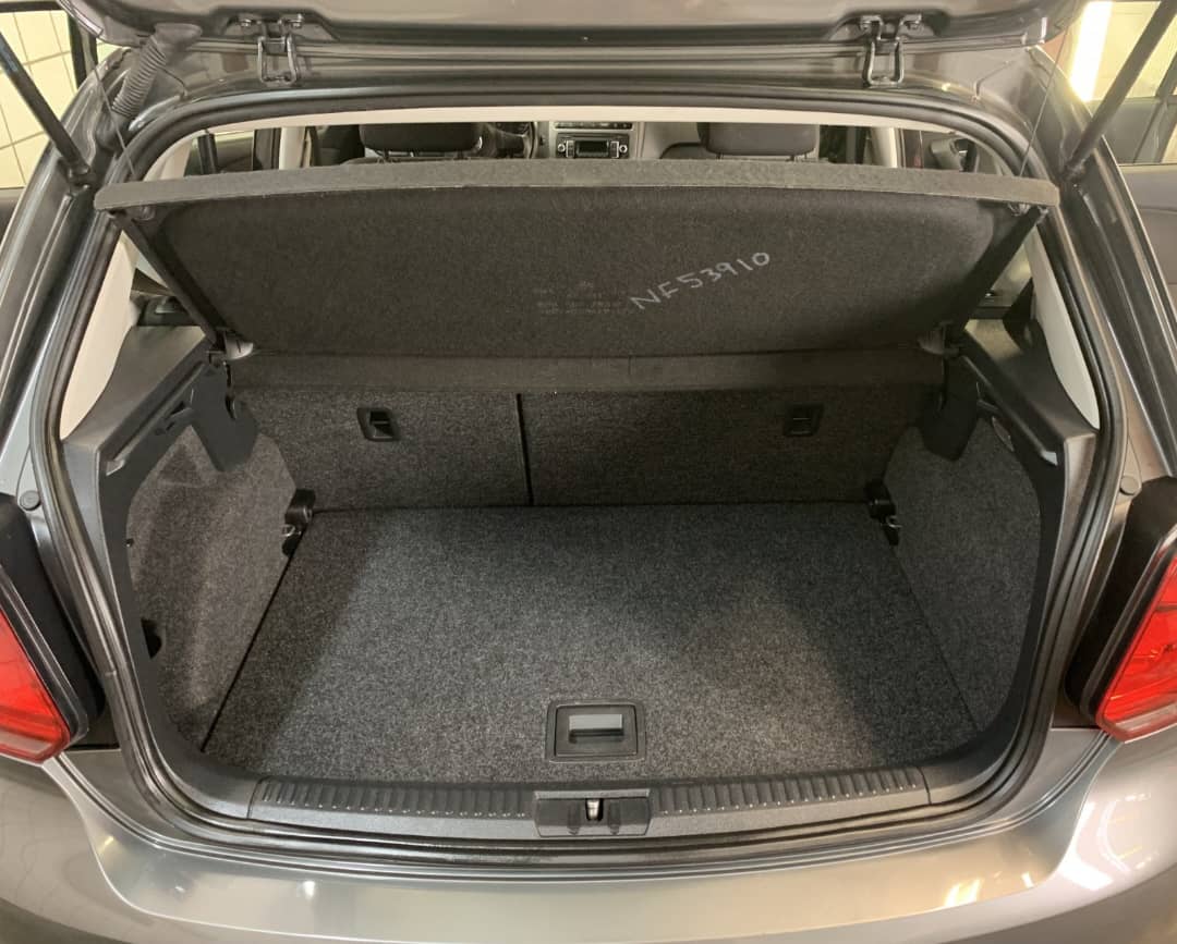 VOLKSWAGEN POLO V 1.2 TSI 90 BLUEMOTION TECHNOLOGY CONFORTLINE 5P