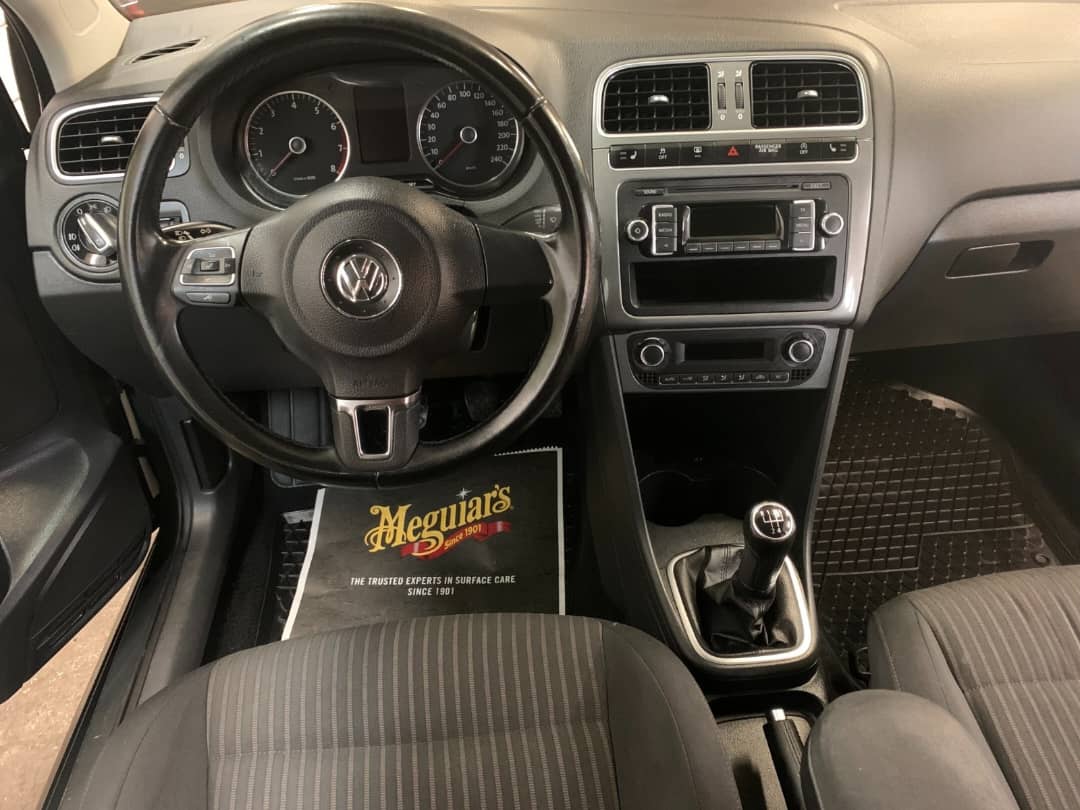 VOLKSWAGEN POLO V 1.2 TSI 90 BLUEMOTION TECHNOLOGY CONFORTLINE 5P