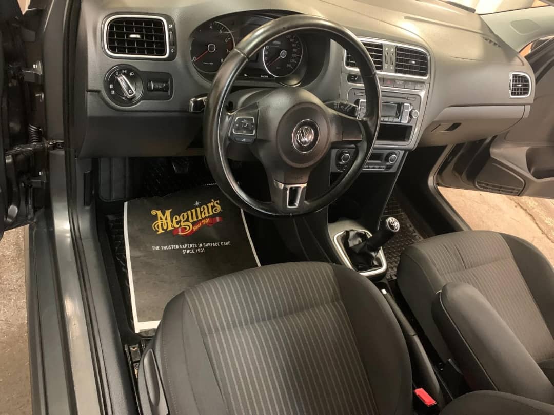 VOLKSWAGEN POLO V 1.2 TSI 90 BLUEMOTION TECHNOLOGY CONFORTLINE 5P