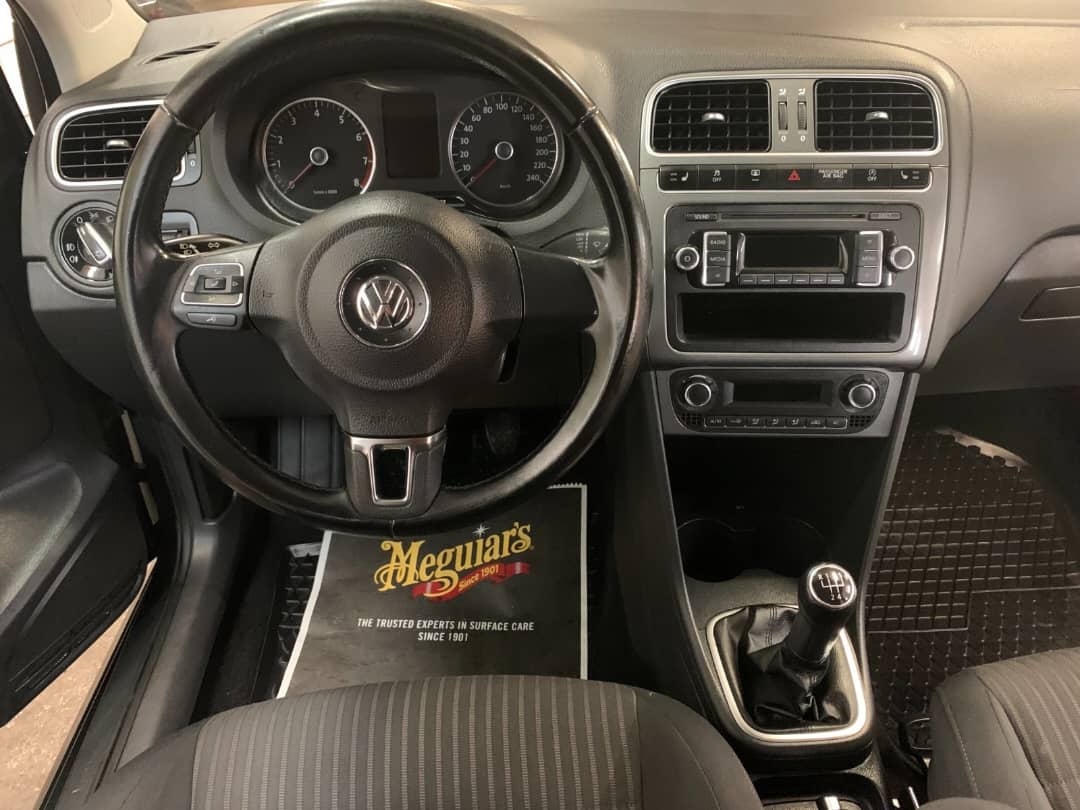 VOLKSWAGEN POLO V 1.2 TSI 90 BLUEMOTION TECHNOLOGY CONFORTLINE 5P