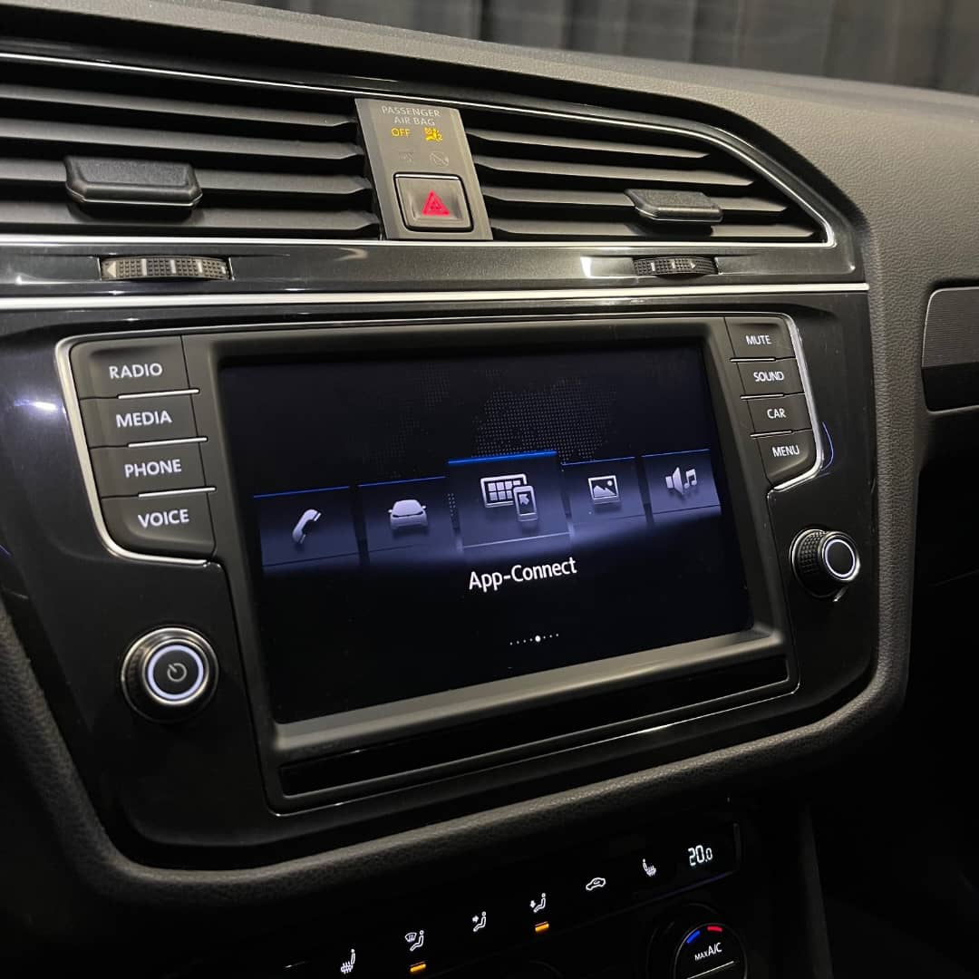 TIGUAN II 2.0 TDI 150 BLACK R-LINE 4MOTION DSG7